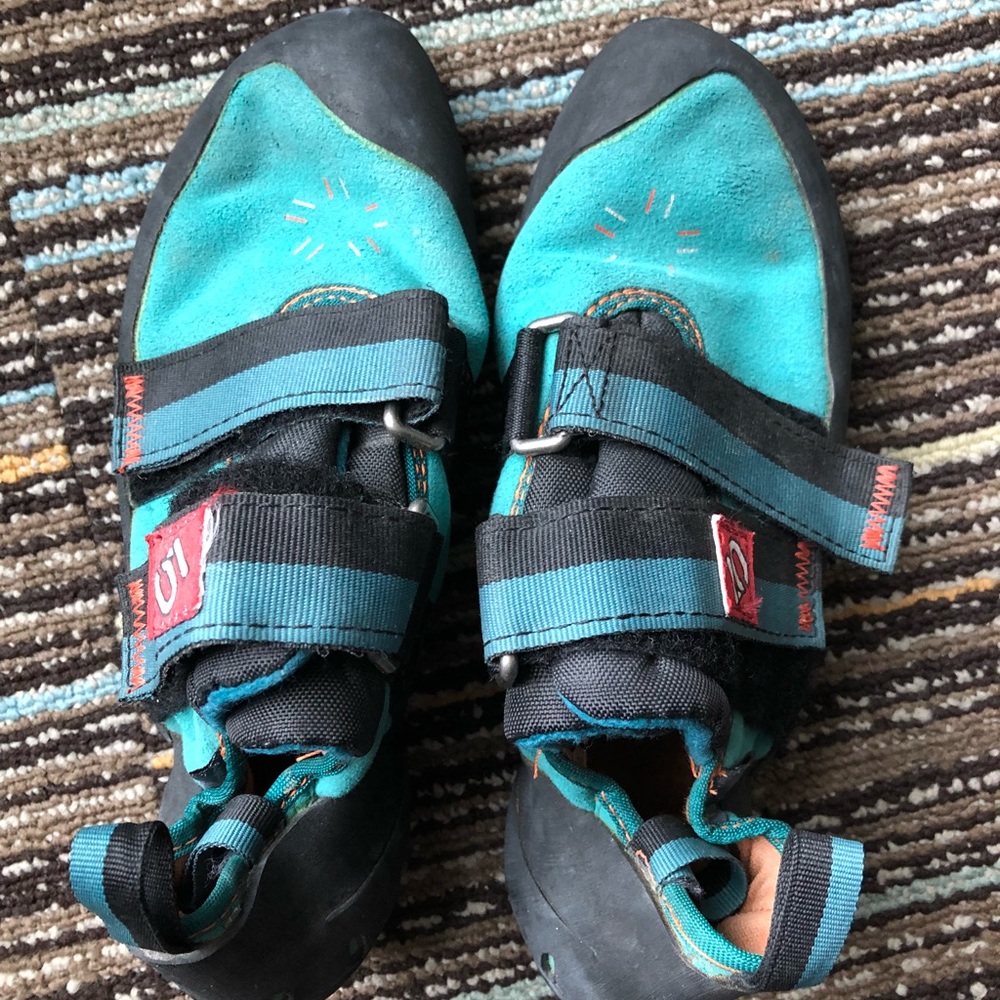 5.10 Anasazi Climbing shoes